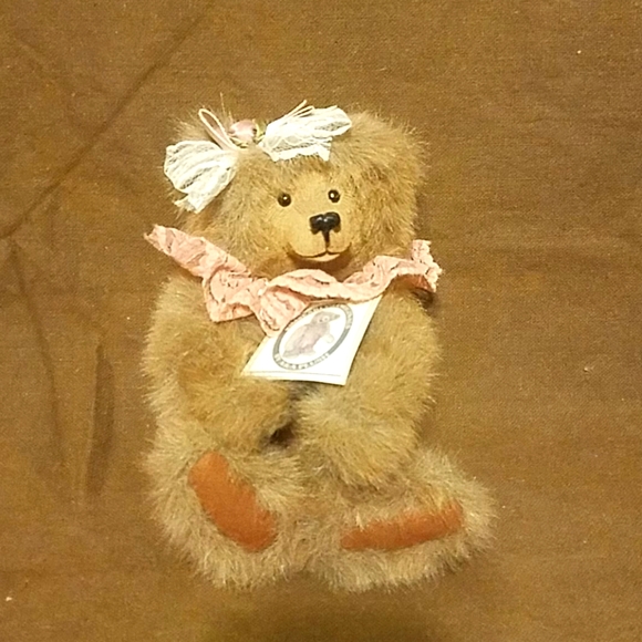 Kimbearly's Originals Teddy Bear Sara-Ann - Picture 1 of 4